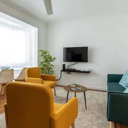 Apartment Homeysuite In Sao Jose Cascais