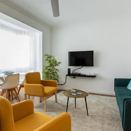 Homeysuite In Sao Jose